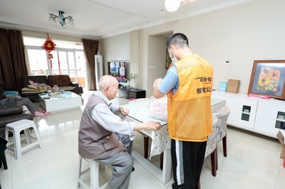 重慶 “家門口”養老從愿景走向現實，6198家服務設施織密幸福網